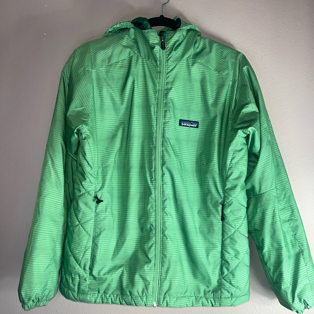 Patagonia Puffball Sweater 
Green Hooded Jacket